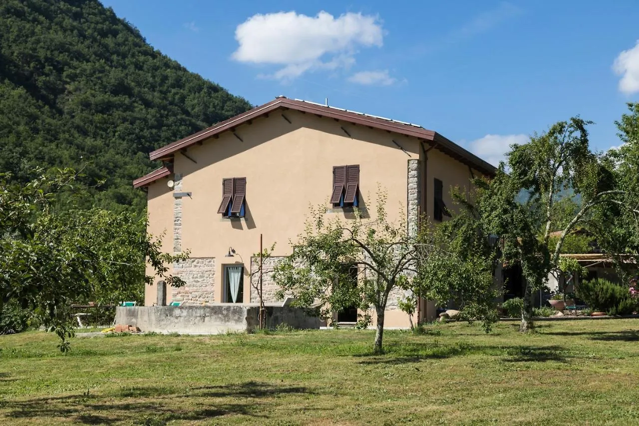 Farm stay Podere Groppini Fivizzano Italy