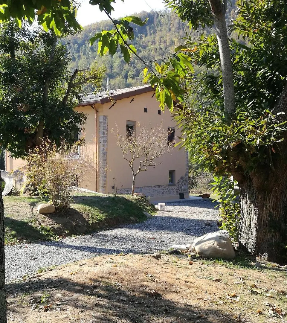 Podere Groppini Fivizzano 0*,